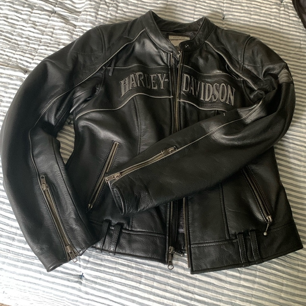 EUC Harley Davidson Leather Motorcycle Jacket w/Hoodie Sz Small